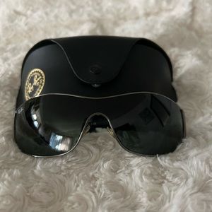 Ray Ban Mens sunglasses